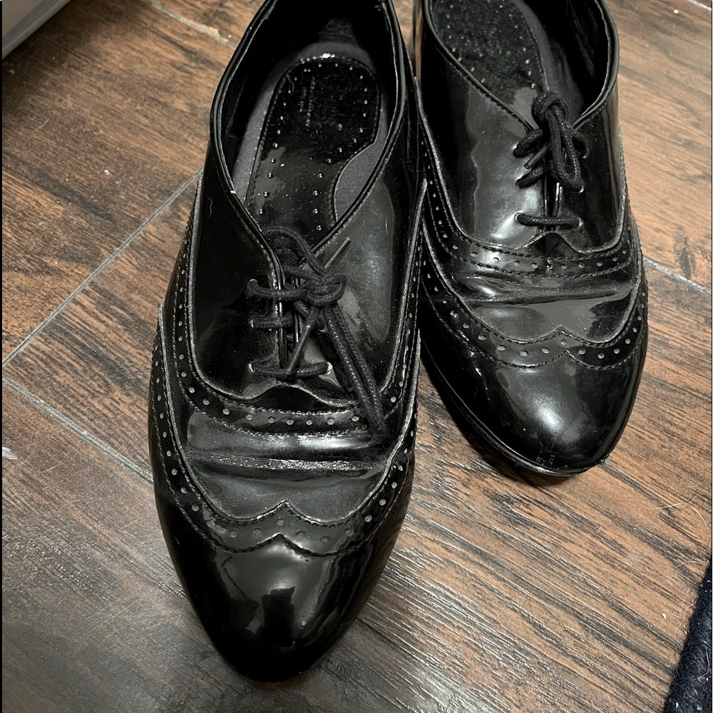 Shiny Oxford GH Bass Women’s Flats